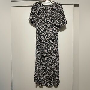 NWT Old Navy Floral Midi/Maxi Dress W/ Puffed Sleeves and Keyhole Back
